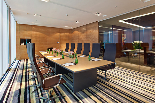 商貿(mào)公司辦公室裝修會議室設(shè)計(jì)實(shí)景案例