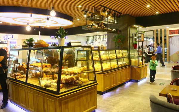 合肥蛋糕店裝修設(shè)計(jì)要注意的事項(xiàng)有哪些？